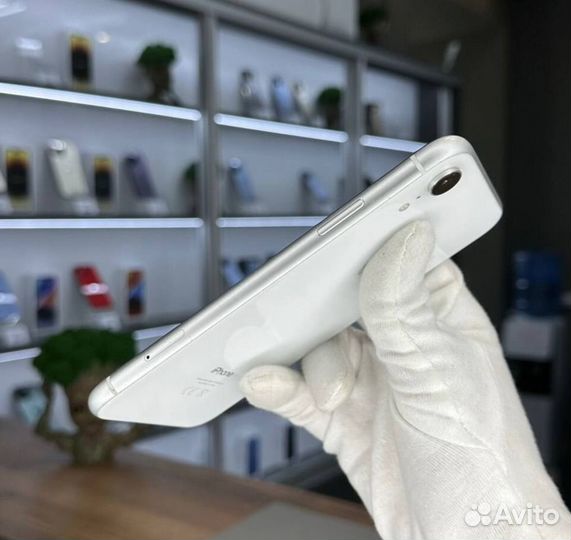 iPhone Xr, 128 ГБ