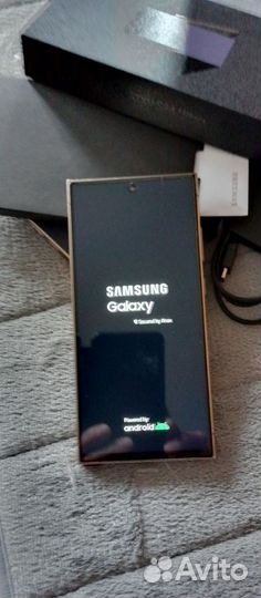 Samsung Galaxy S24 Ultra, 12/256 ГБ