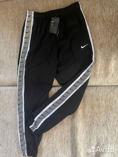 Спортивные штаны nike