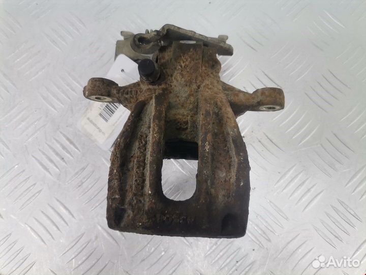 Суппорт задний левый для Ford Mondeo 3 1500121