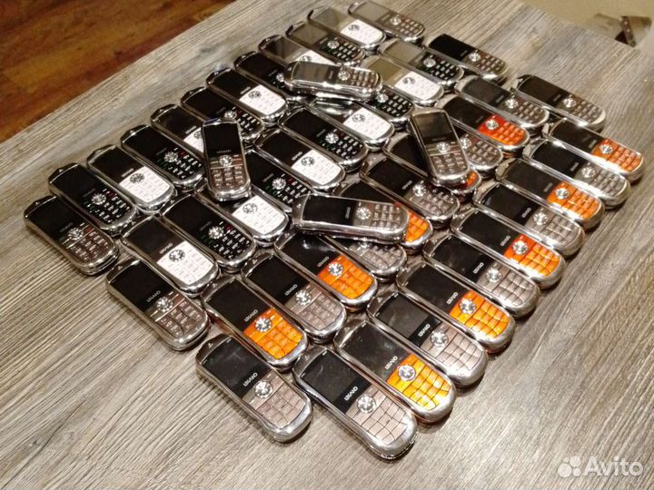 50 mini телефонов