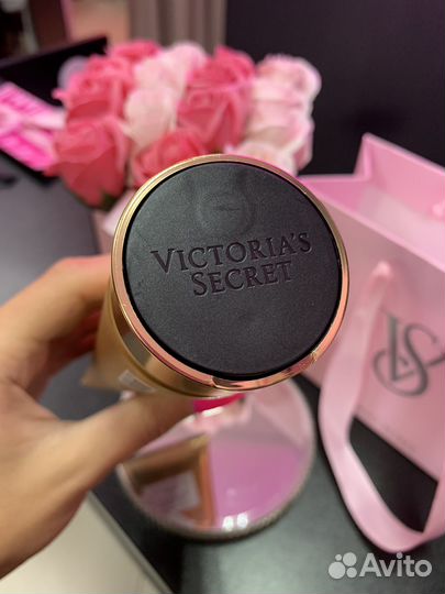 Лосьон для тела Victoria secret с шиммером 236ml