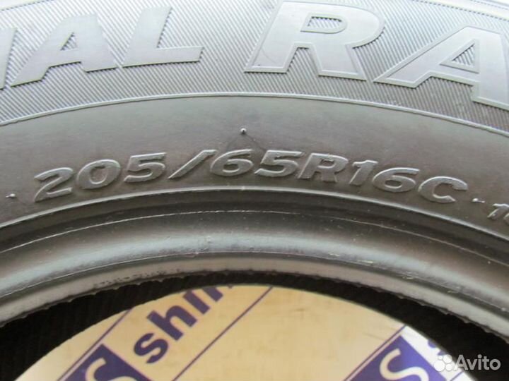 Hankook Radial RA28 205/65 R16C 92N