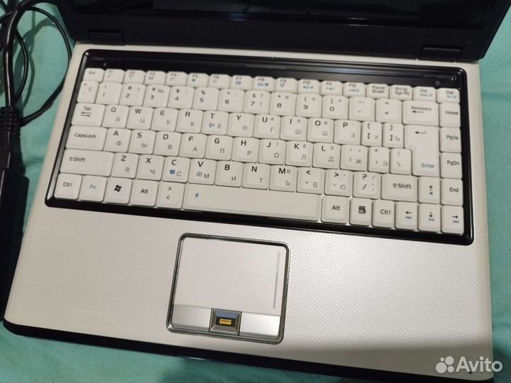 Ноутбук Asus F6E