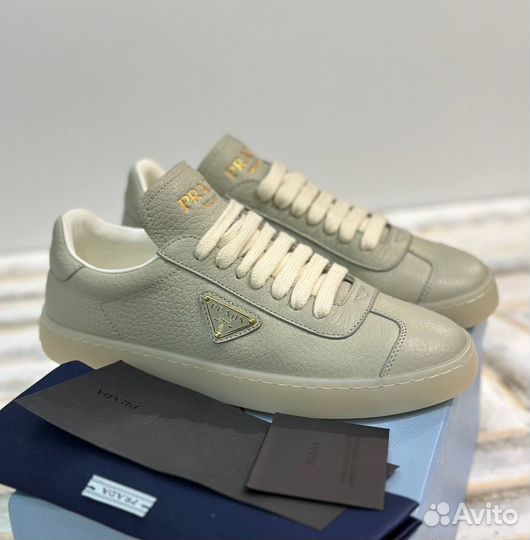 Женские кеды Prada