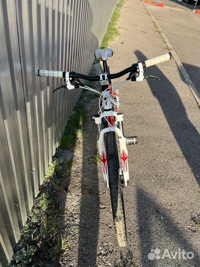 Велосипед Specialized Hardrock Disc 26