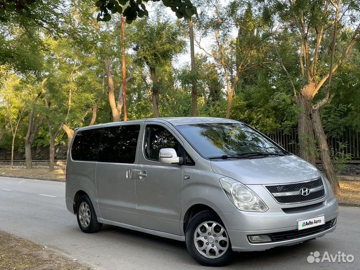 Hyundai Grand Starex 2.5 AT, 2008, 337 255 км