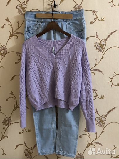 Джемпер и джинсы