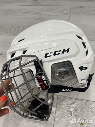 Хоккейный шлем ccm 110