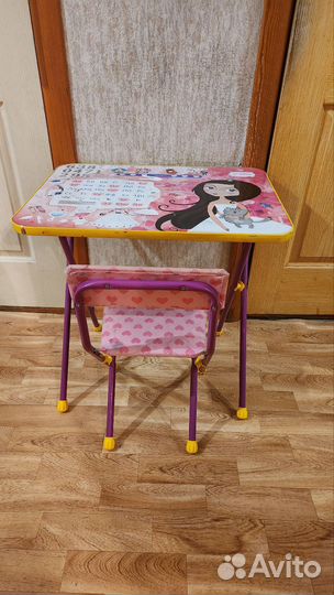 Детский стол и стул