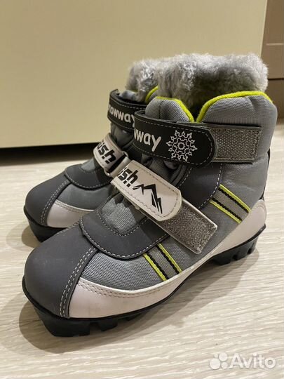 Лыжные ботинки детские