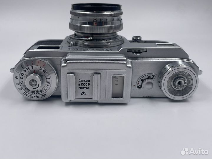 Пленочный фотоаппарат Киев объектив Юпитер 8м