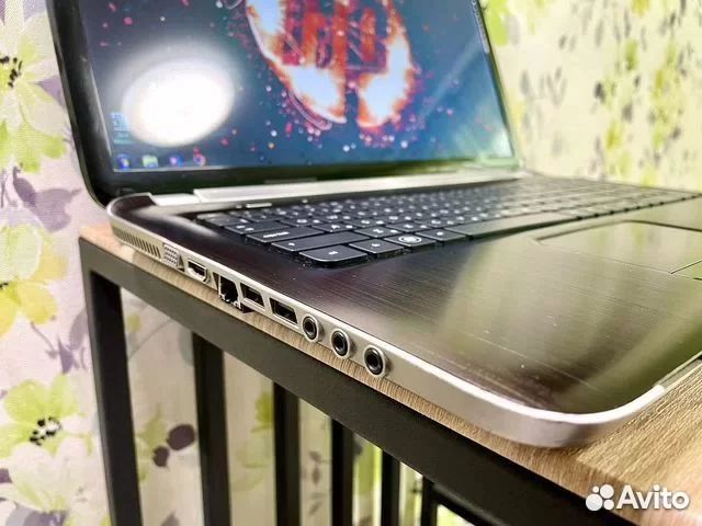 Большой ноутбук HP Pavilion dv7