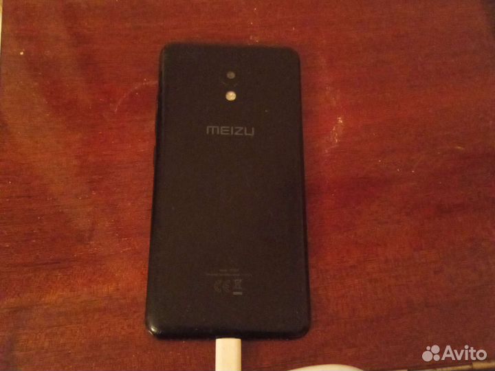 Телефон Meizu M5c б/у в рабочем состоянии 14 Гб