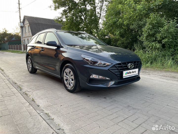 Hyundai i30 1.5 AT, 2022, 11 600 км