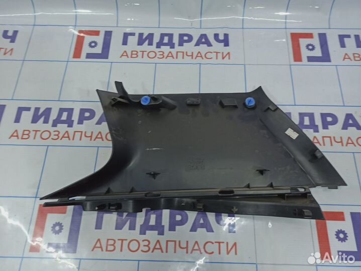 Обшивка багажника левая верхняя Renault Duster 769374983R