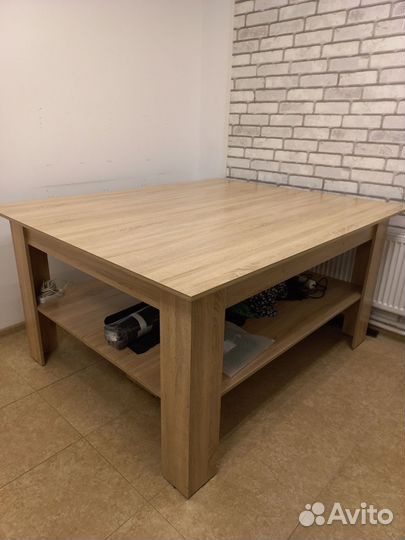 Раскройный стол с полкой
