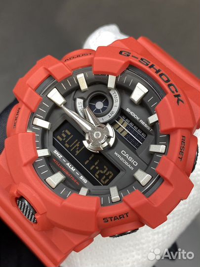Часы Casio G-Shock GA-700-4A
