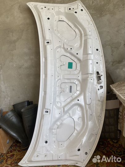 Капот Nissan Serena C25