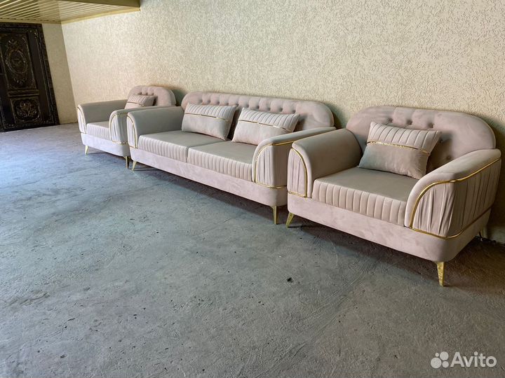 Манго тройка