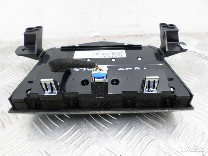 Панель управления магнитолой Chevrolet Cruze J300