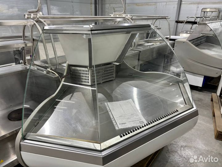 Витрина холодильная угловая вхс от 0 до 7 C