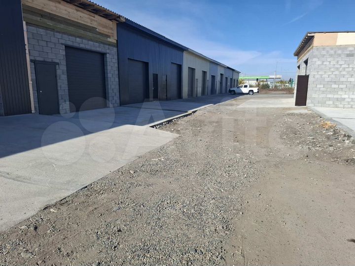 Гараж, > 30 м²