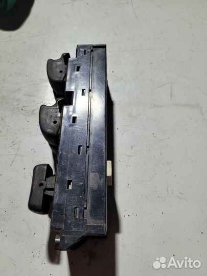 Блок стеклоподъемников Mitsubishi Galant 7