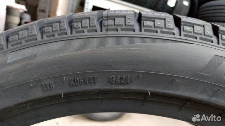 Pirelli Ice Zero FR 245/45 R20 103H