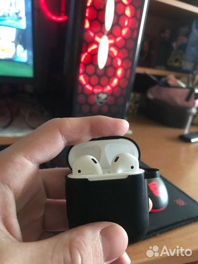 AirPods 2