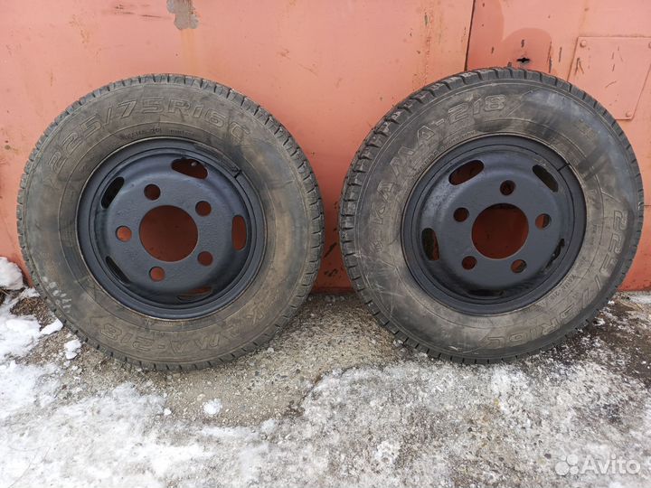 Колеса в сборе на трехтонник r16 lt