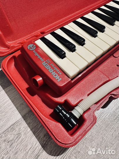 Hohner melodica student32