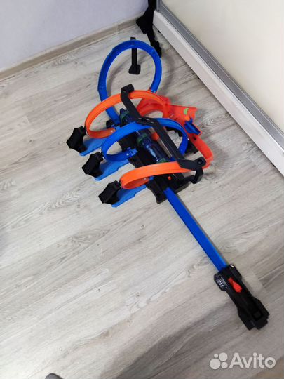 Hot wheels трек