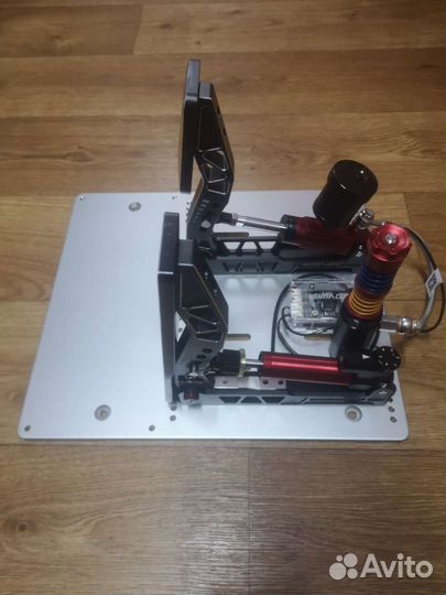 Педали для симрейсинга simagic p2000