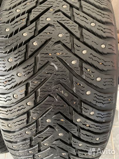 Nokian Tyres Hakkapeliitta 8 225/50 R17