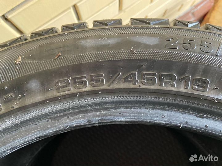 Boto WD69 255/45 R19 100T