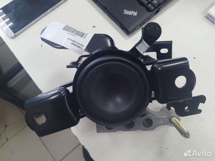 Опора двигателя Camry V70