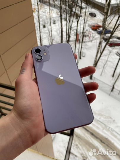 iPhone 11, 64 ГБ