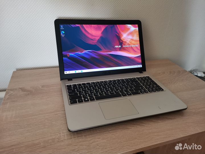 Ноутбук Asus Vivobook