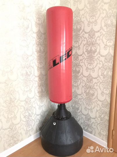 Боксерская груша напольная