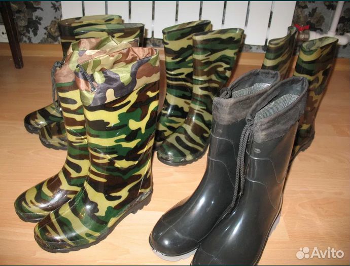 Резиновые сапоги новые