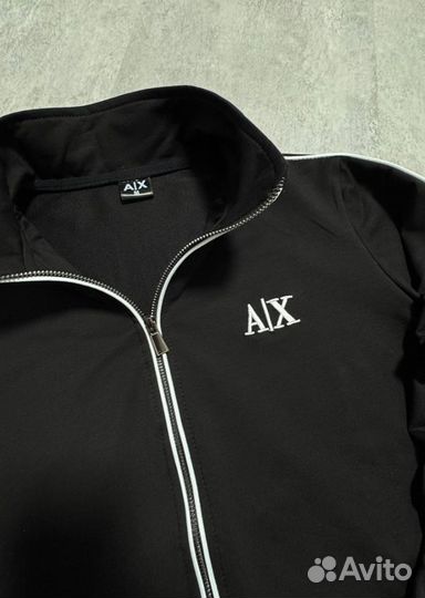 Костюмы для спорта Armani удобные