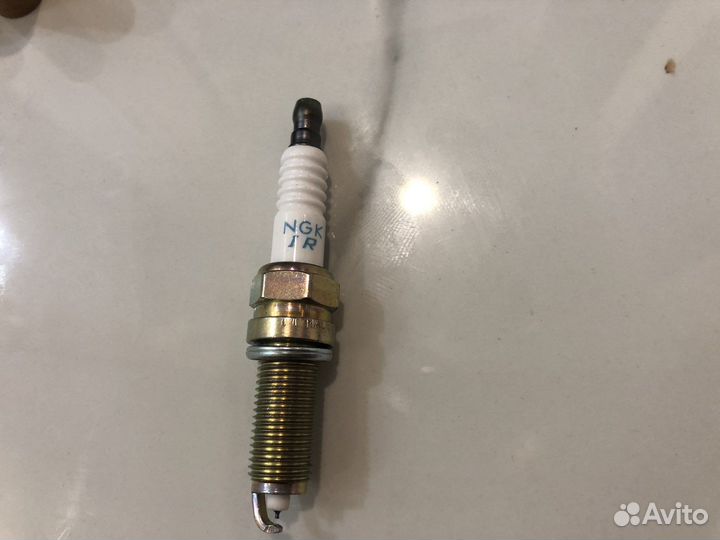 Свечи зажигания kia hyundai 1884410060 NGK