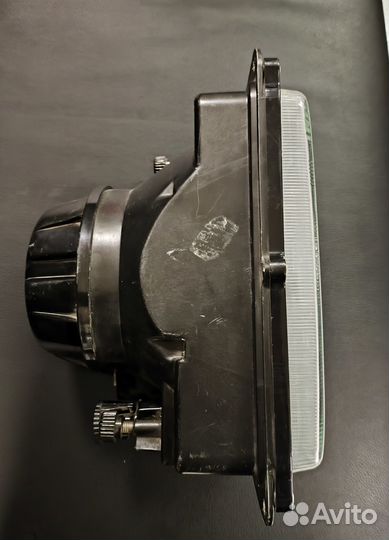 Фара Волга 3102