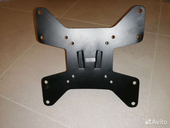 Кронштейн для телевизора на стену