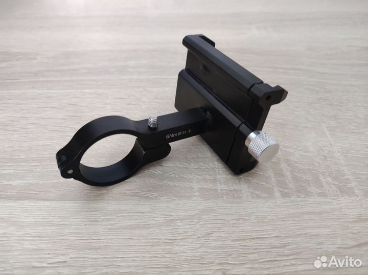 Держатель телефона велосипедный STG