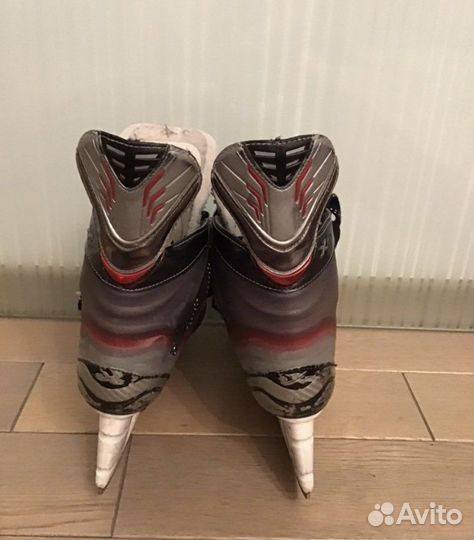 Хоккейные коньки Bauer