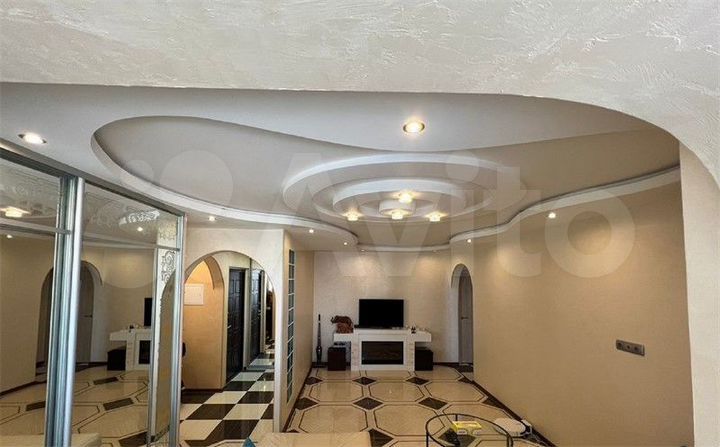 3-к. квартира, 71,8 м², 15/17 эт.