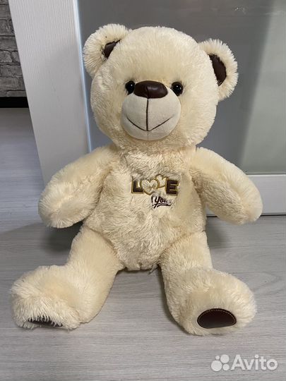 Плюшевый медведь