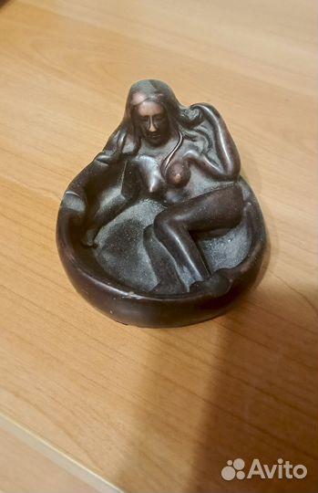 Пепельница